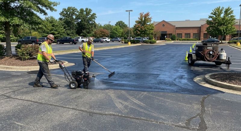 Asphalt Parking Lot Sealing in Columbus, OH
